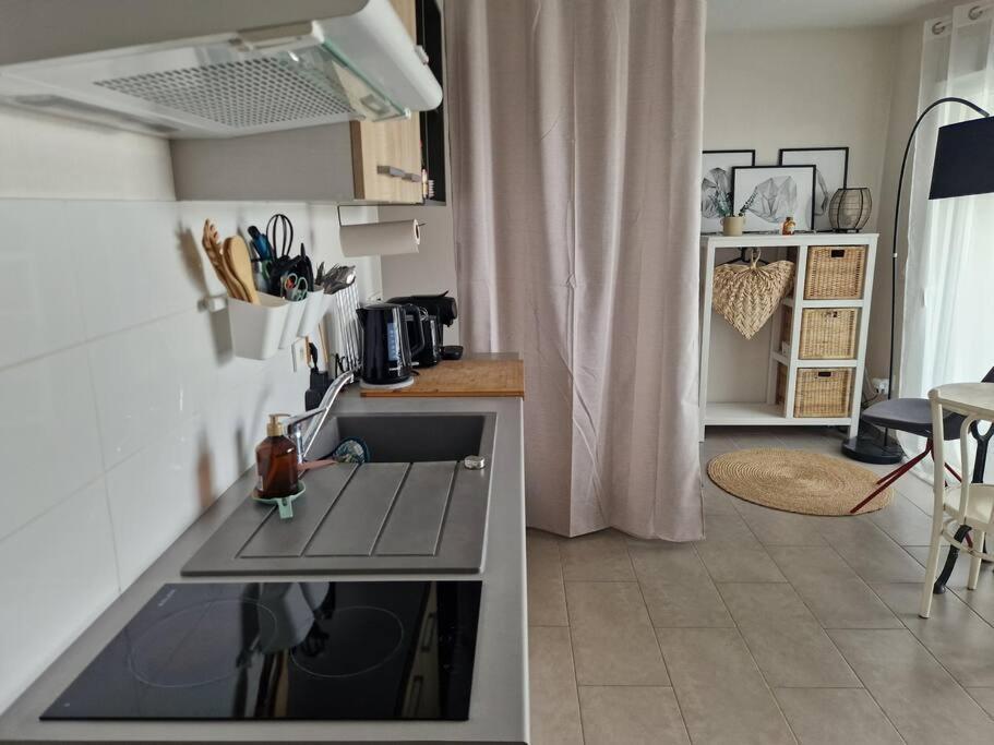 Ambre Appart-Wifi-Terrasse-Parking-Terrasse-2 Couchages La Rochelle  Extérieur photo